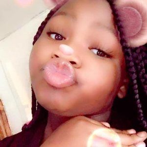 Meet your Posher, Jamesha